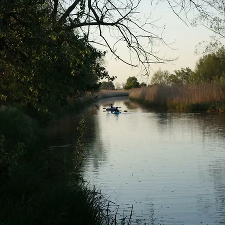 Nyaraló Fachwerkhaus Am Fluss Neuhardenberg