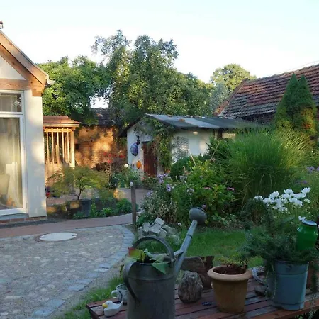 Holiday home Fachwerkhaus Am Fluss Neuhardenberg